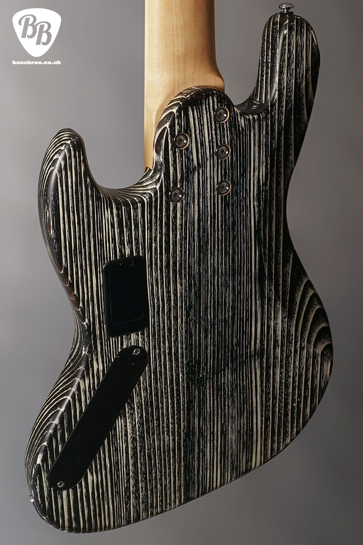 Michael Kelly Element 5OP - BassBros